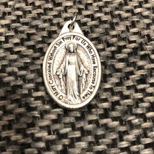 Miraculous Medal 7/8“ Tall